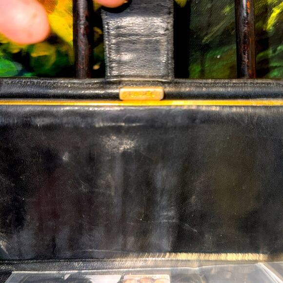 CHANEL CC Logo Long Wallet Black Patent Leather With Authentication Card - Picture 6 of 6